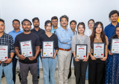 Certificate Distributiuon of Diploma in Photography Course