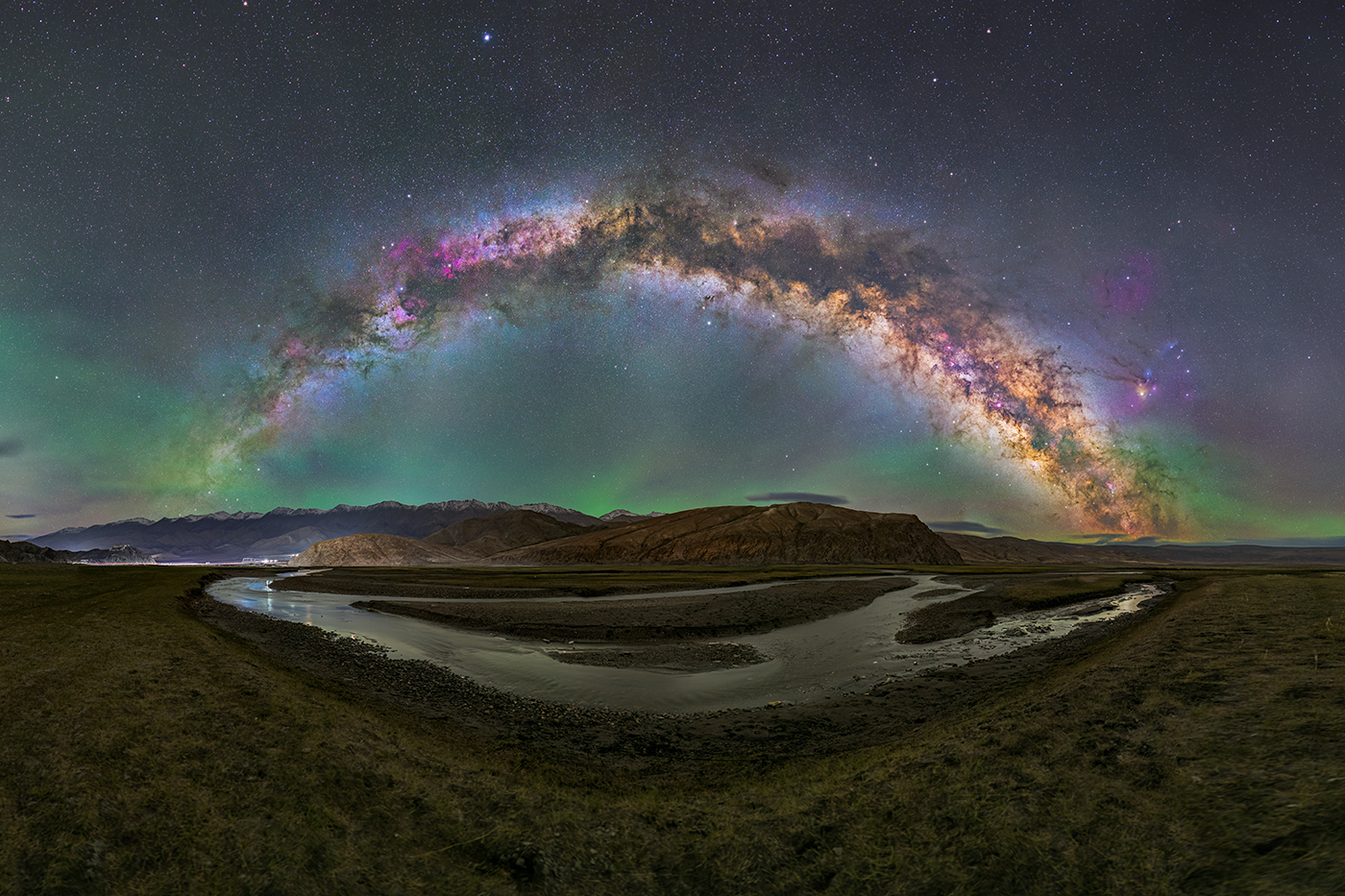 Kazakhstan astro-landscape workshop, an astro-landscape workshop in Kazakhstan.