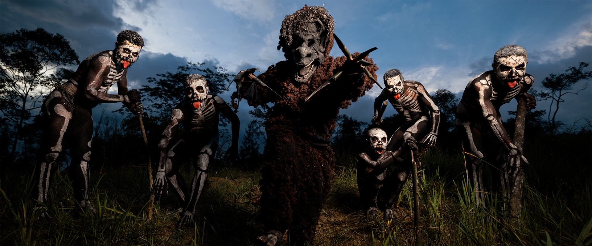 Omo-Masalai-and-Skeleton-Dancers,-Mindima-Village-1920x800 Gerewol Festival @ Chad